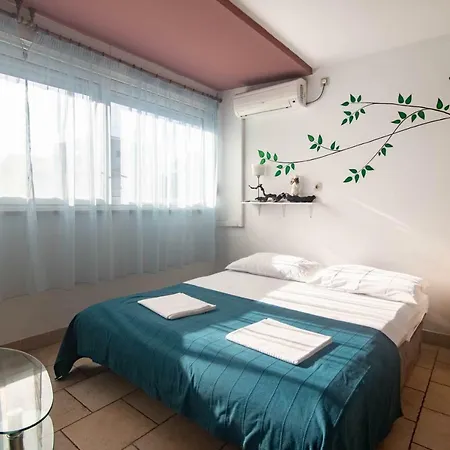 Апартаменти Apartman Dida Joso